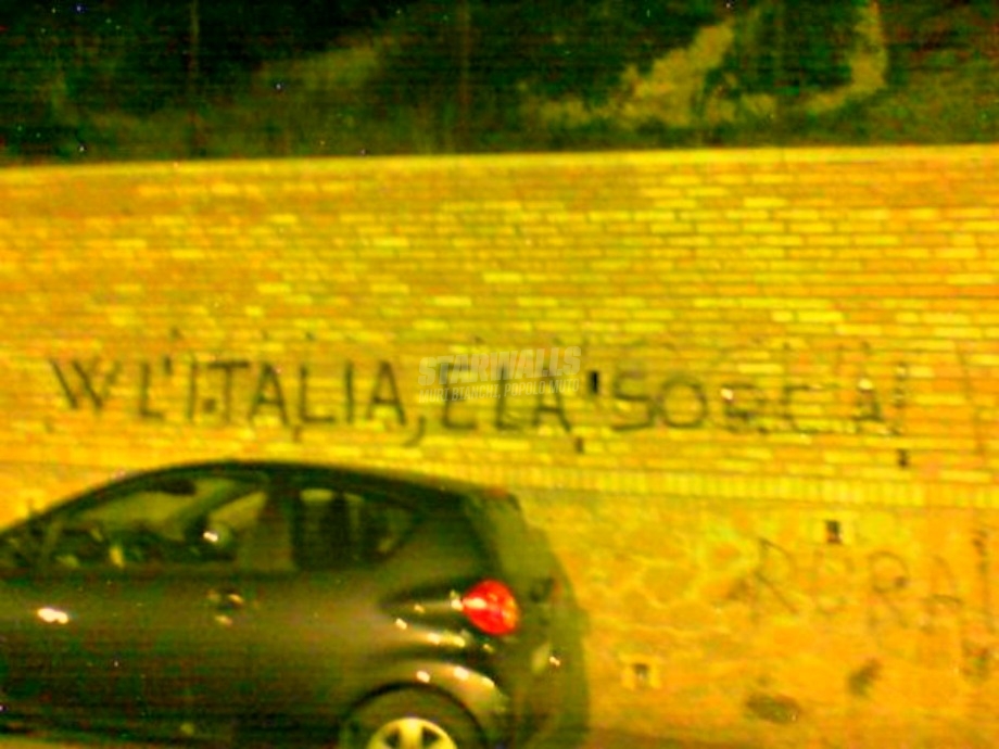 Scritte sui Muri WLF