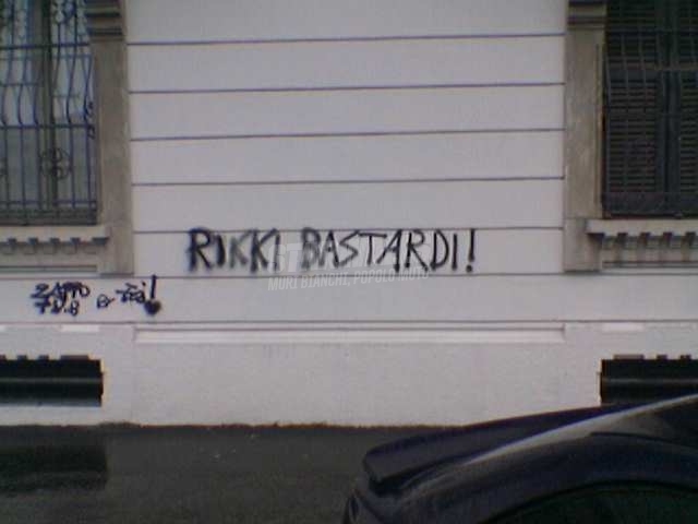 Scritte sui Muri Povero invidioso