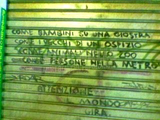 Scritte sui Muri In gabbia