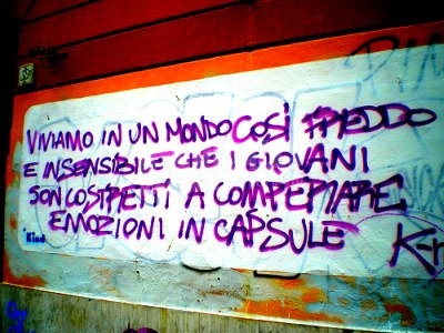 Scritte sui Muri gioventù d'oggi