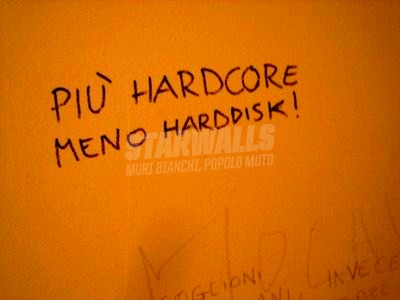 Scritte sui Muri Spegni il pc