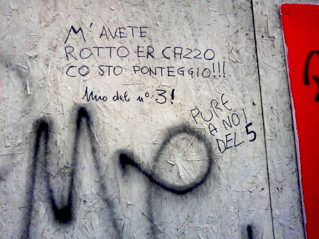 Scritte sui Muri lamentele pacate