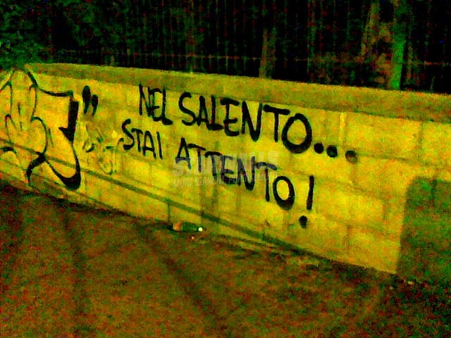 Scritte sui Muri ocio ..