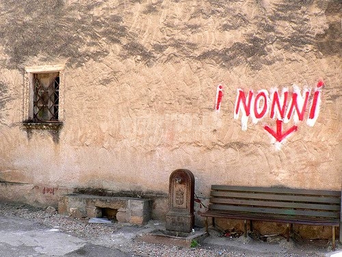 Scritte sui Muri posti riservati