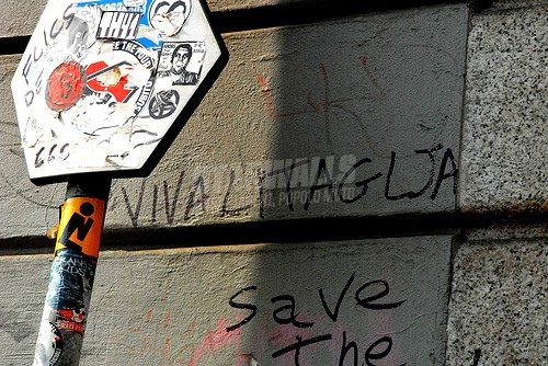 Scritte sui Muri E viva litagljano