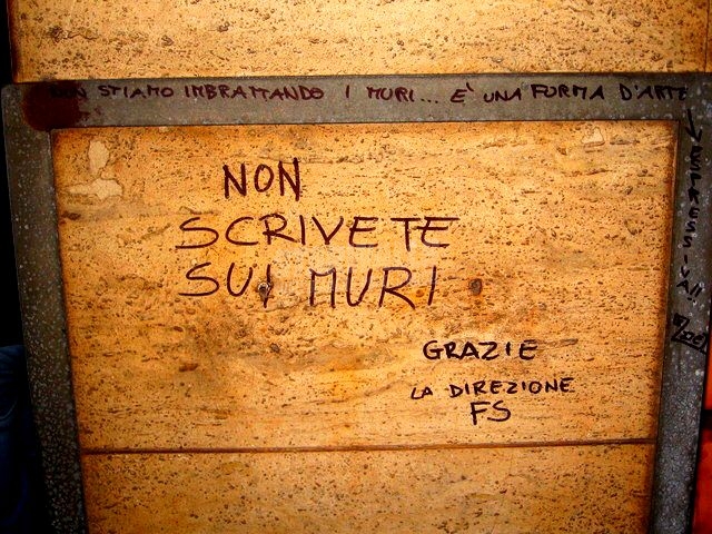 Scritte sui Muri Buone intenzioni