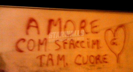 Scritte sui Muri Ammore partenopeo