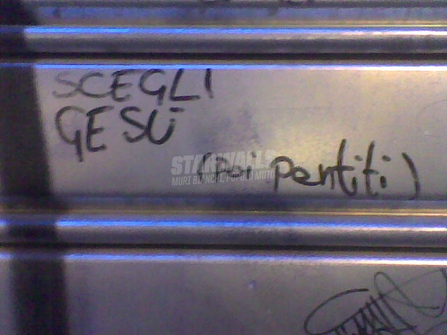 Scritte sui Muri Conversione (a U)