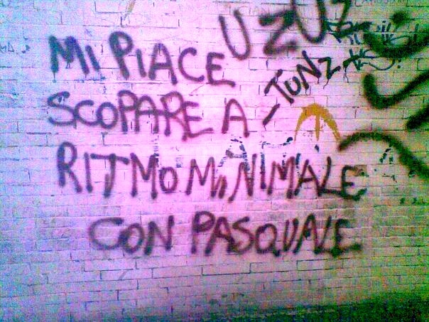 Scritte sui Muri Orgasmo house