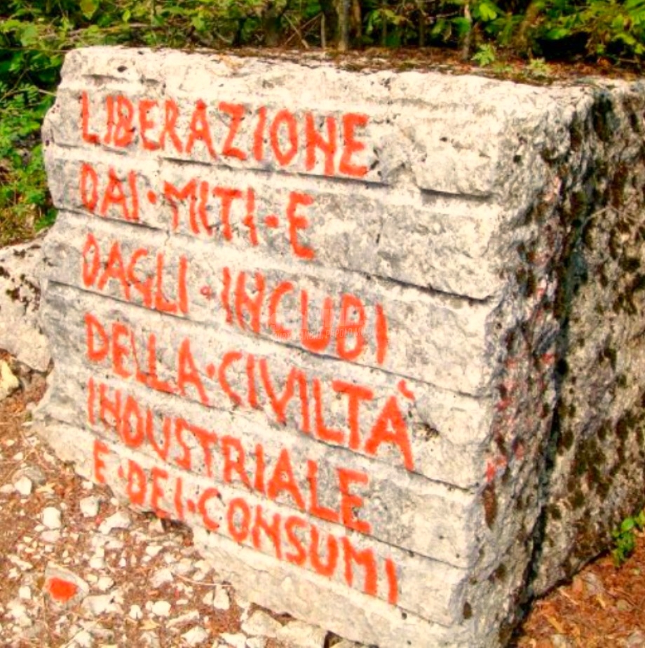 Scritte sui Muri Differenziazione sociale