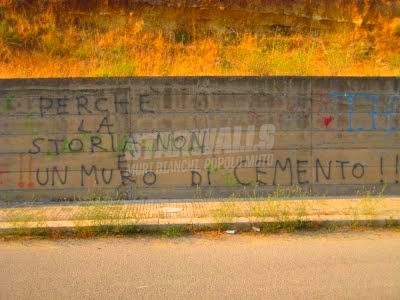 Scritte sui Muri Revisionismo architettonico