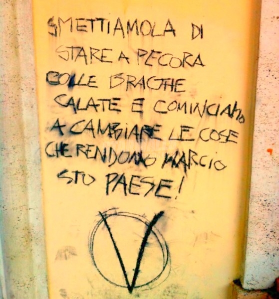 Scritte sui Muri Piccoli V per Vendetta crescono