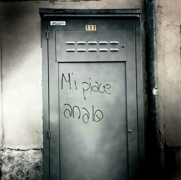 Scritte sui Muri L'altra porta dell'amore