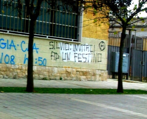 Scritte sui Muri Bunga Bunga per tutti