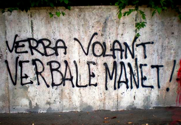 Scritte sui Muri Letto confermato e sottoscritto