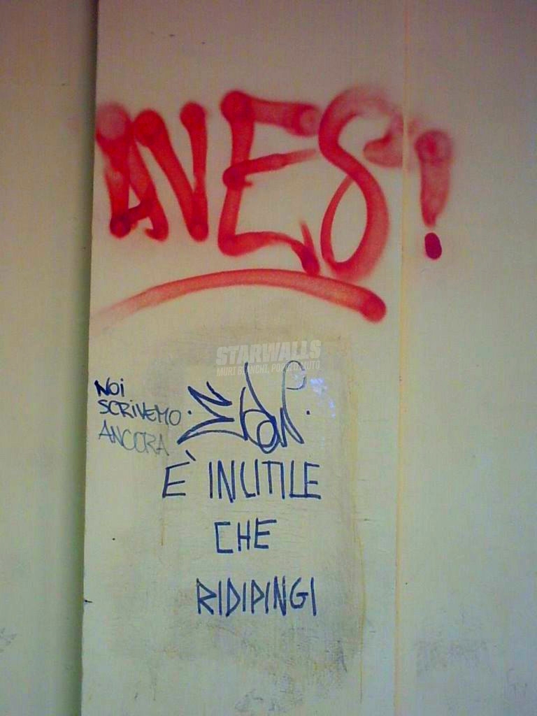 Scritte sui Muri Fedeli alla linea