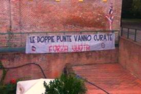 Scritte sui Muri Lotta alle doppie punte