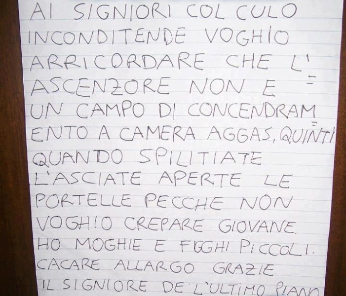 Scritte sui Muri Cacare allargo