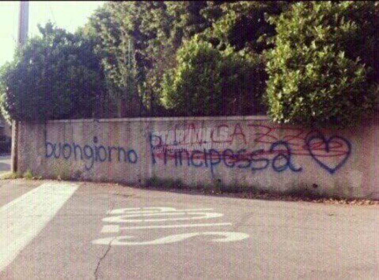 Scritte sui Muri Bonjour