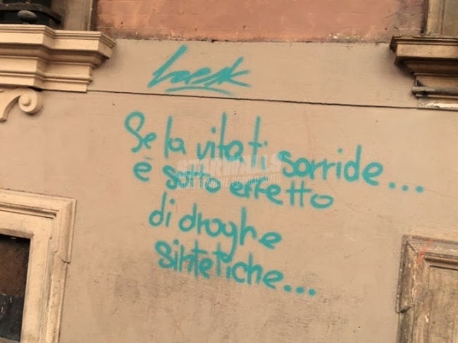 Scritte sui Muri Stupefacente