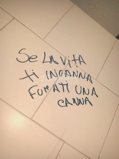 Scritte sui Muri E non ci pensi più