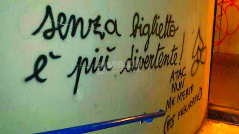 Scritte sui Muri Mezzi pubblici