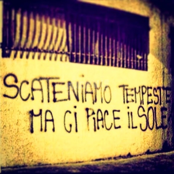 Scritte sui Muri Ostia agitata