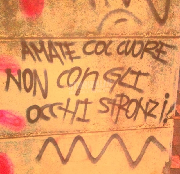 Scritte sui Muri Amare con ...