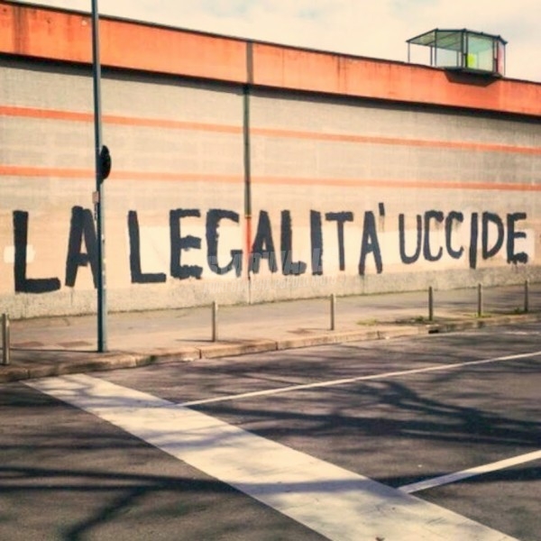 Scritte sui Muri Il silenzio pure ...