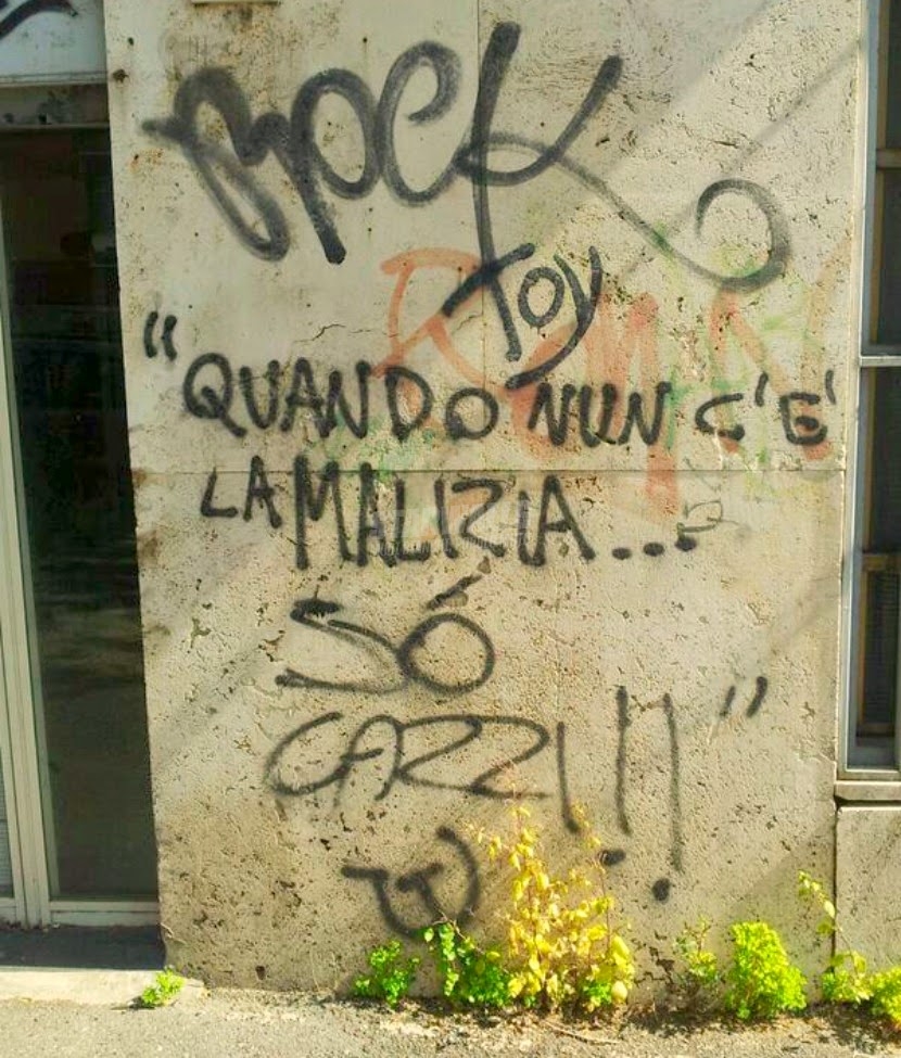 Scritte sui Muri Nun c'è intesa ...