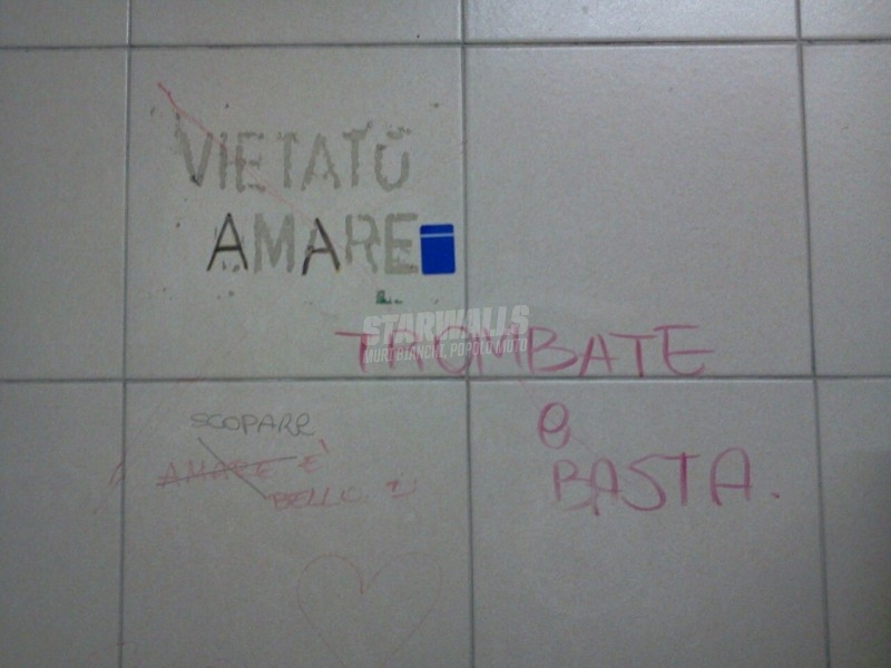 Scritte sui Muri Pasticciatevi