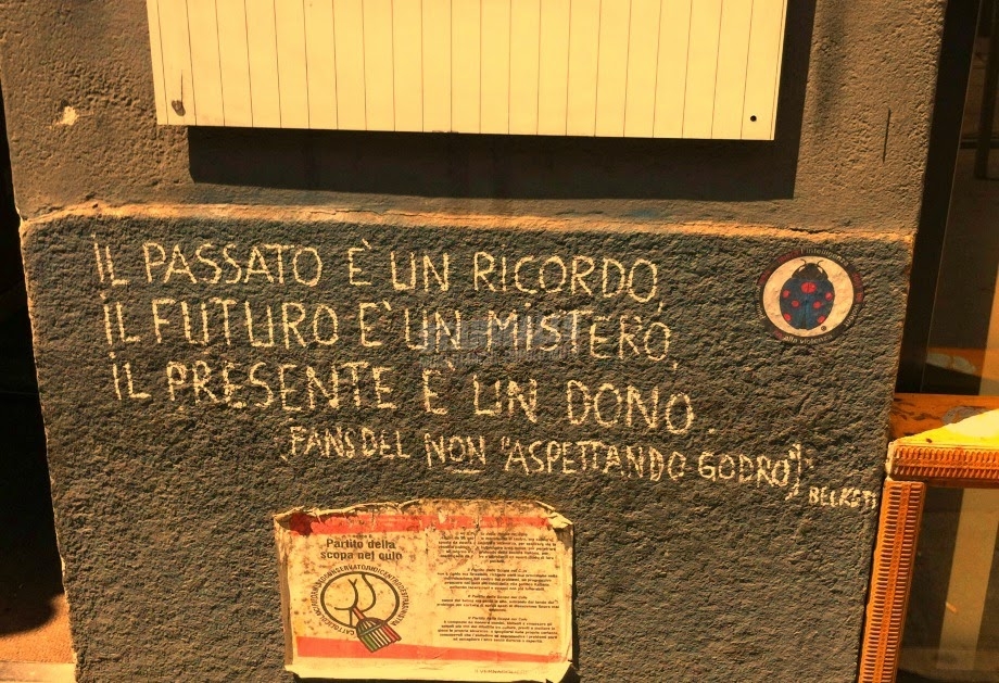 Scritte sui Muri Fans del non aspettando godrò