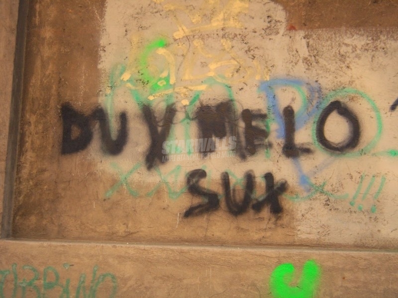 Scritte sui Muri Forte, molto forte