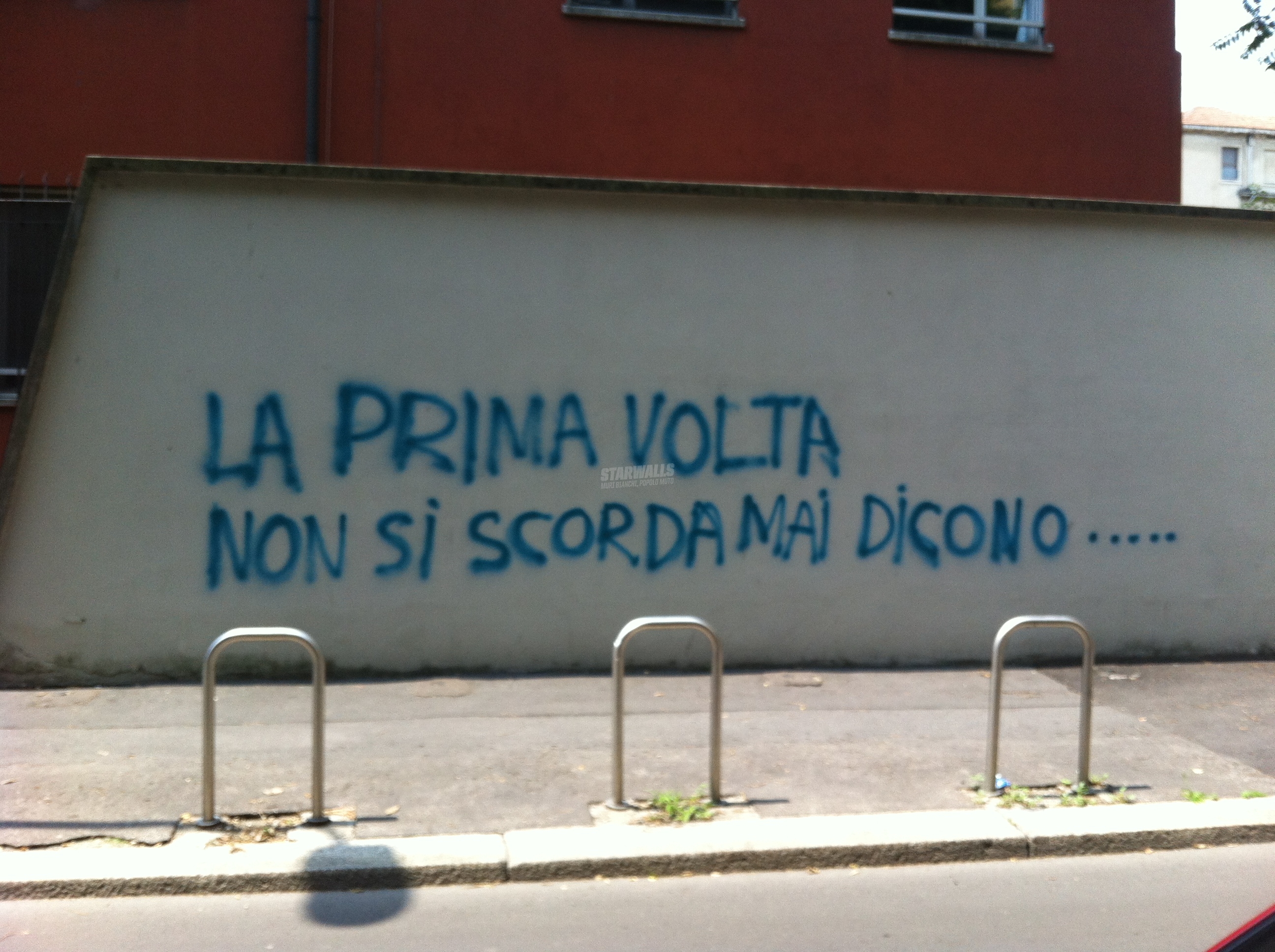 Scritte sui Muri Chi l'ha fatto, lo sa