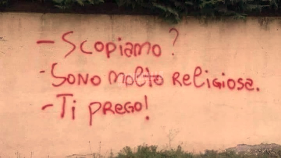 Scritte sui Muri In ginocchio da te