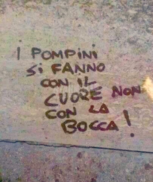 Scritte sui Muri Divina fellatio