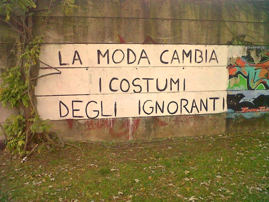 Scritte sui Muri Cambio look