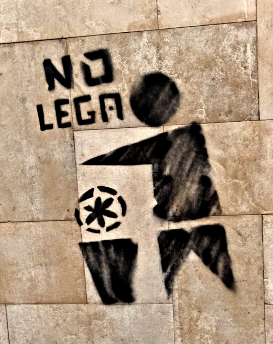 Scritte sui Muri No Lega Nord
