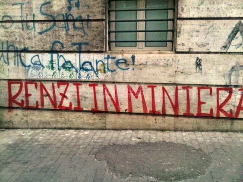 Scritte sui Muri Napoli consiglia