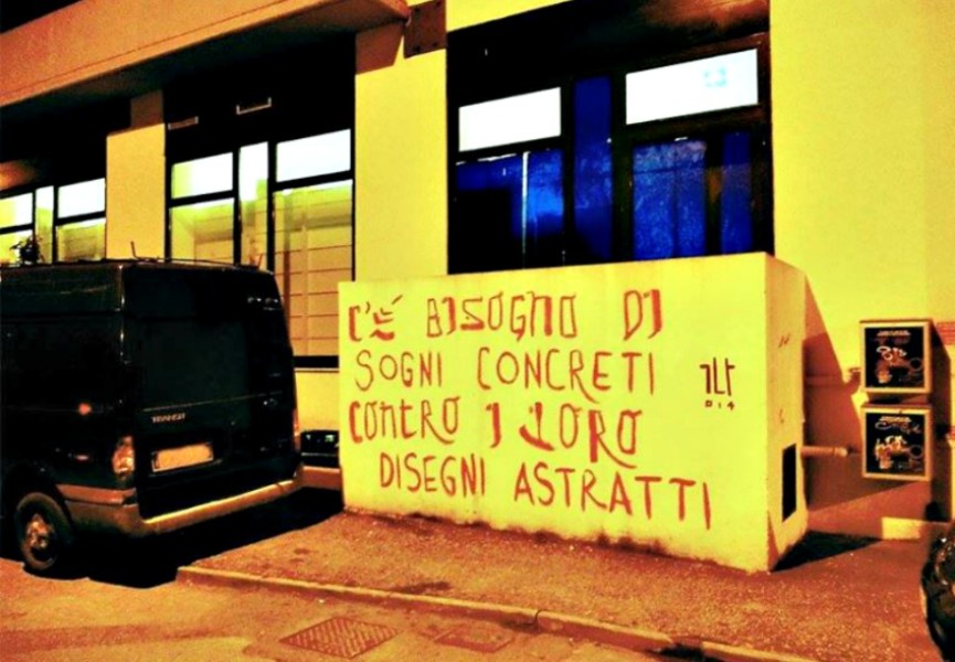 Scritte sui Muri Tangibili