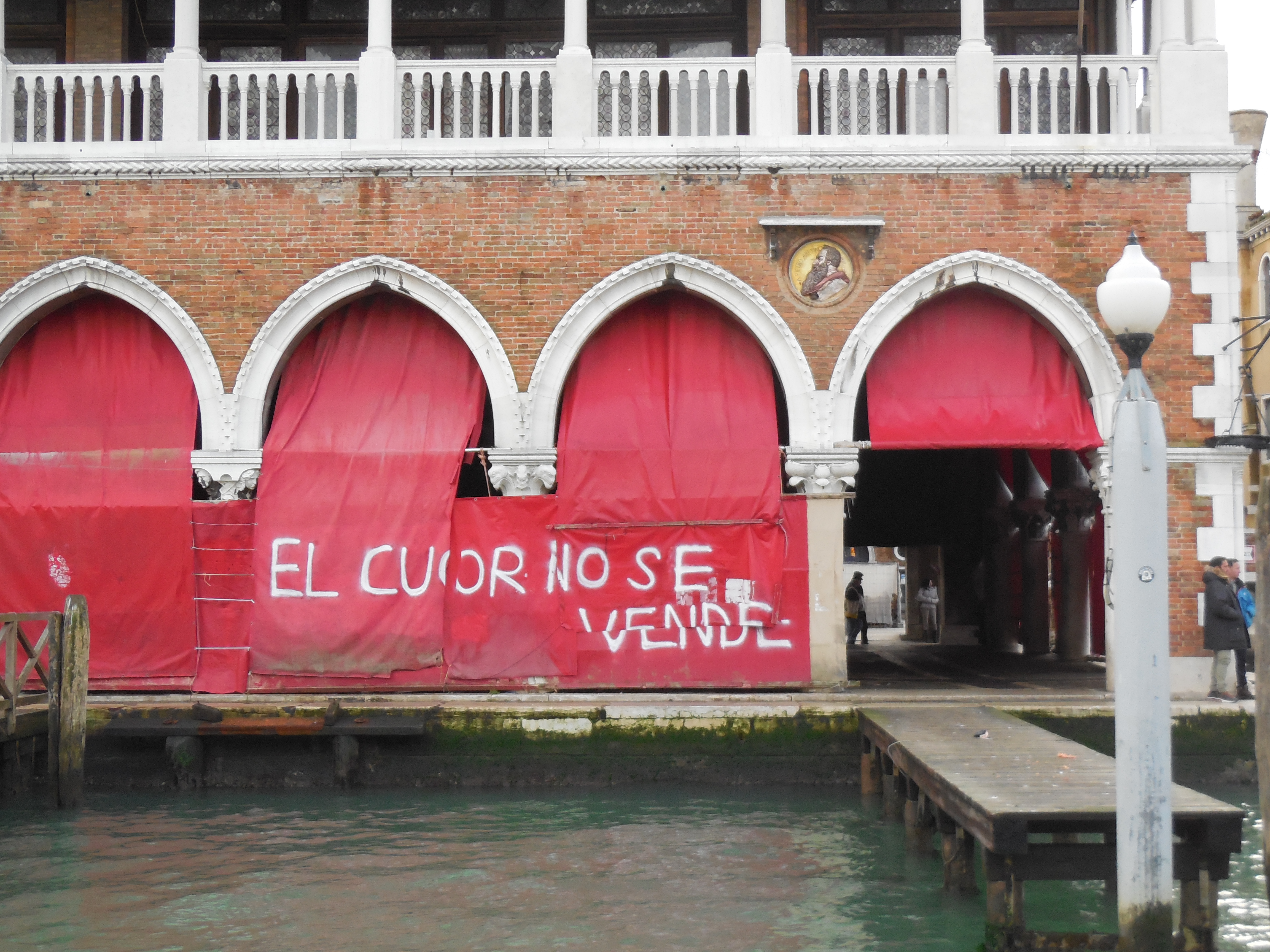 Scritte sui Muri Veneziani romanticoni