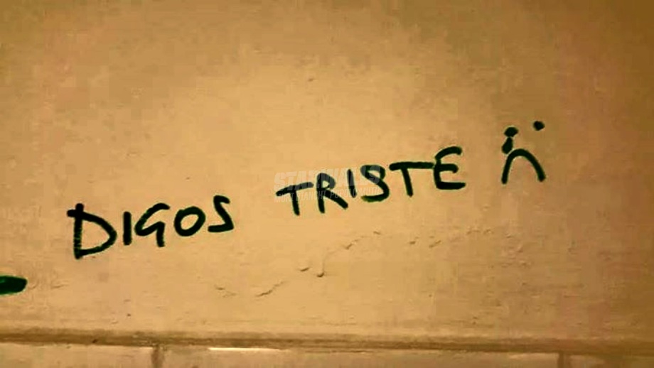 Scritte sui Muri Abbattuti