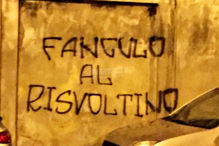 Scritte sui Muri Novara dice basta