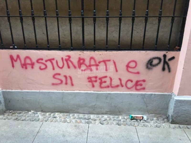 Scritte sui Muri Mani speziate