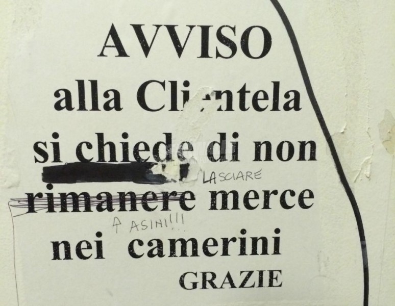 Scritte sui Muri Comunicazione di servizio