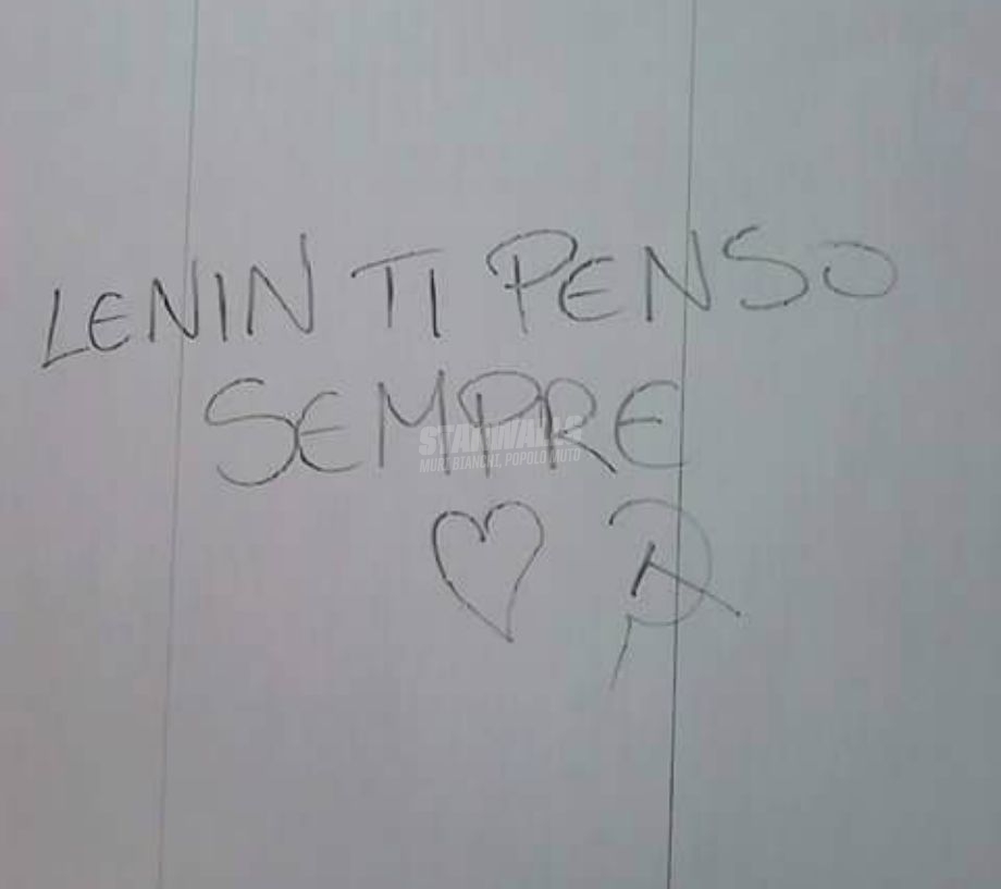 Scritte sui Muri Continuamente