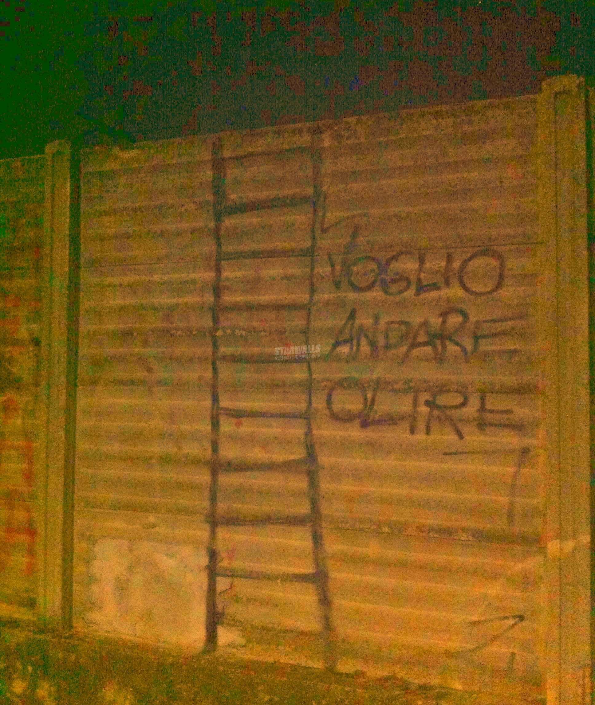 Scritte sui Muri Più in là