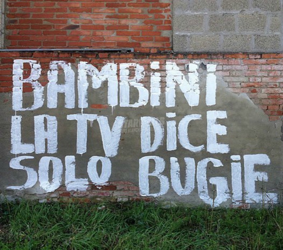 Scritte sui Muri Avviso importante ai telespettatori