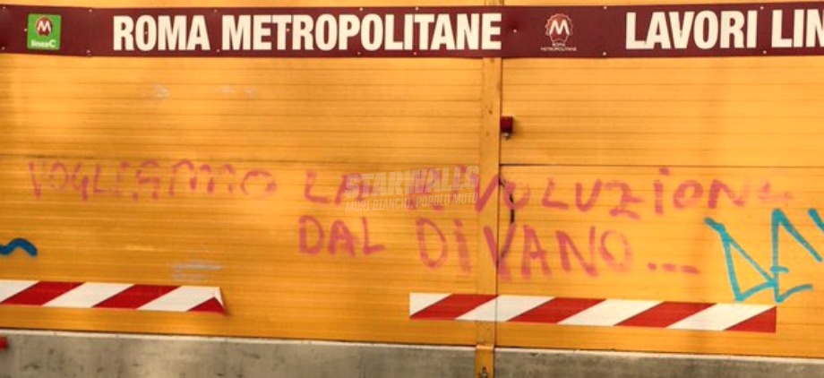 Scritte sui Muri Divanata?