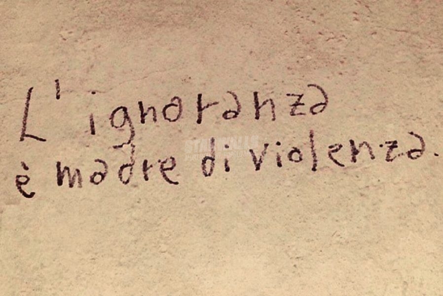 Scritte sui Muri Intolleranza